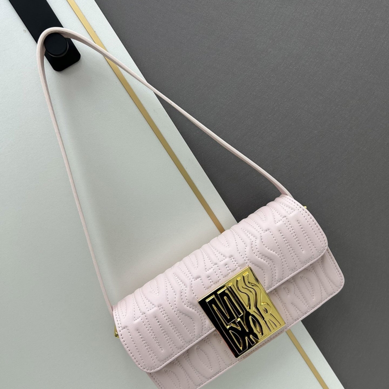 D*or top handle bags